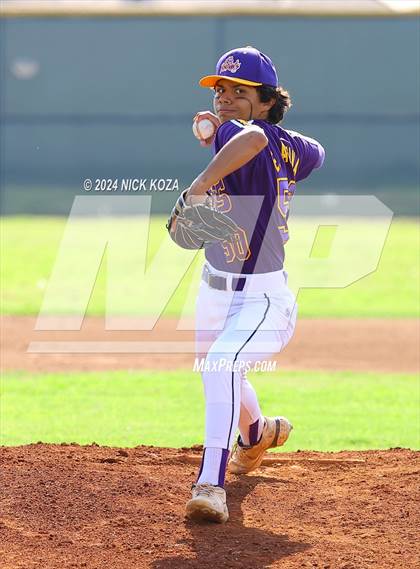Thumbnail 3 in Dominguez vs. Lynwood photogallery.