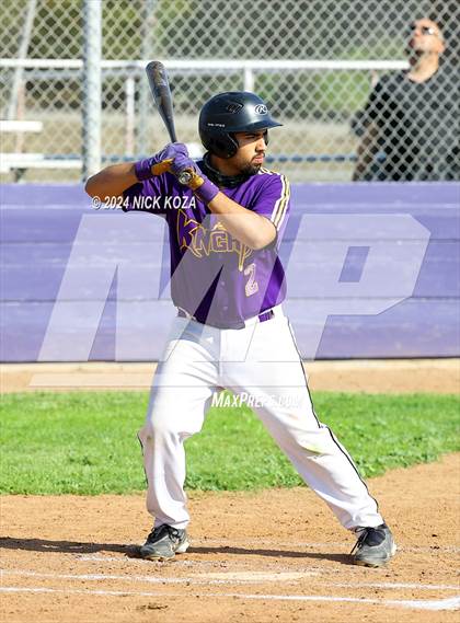 Thumbnail 2 in Dominguez vs. Lynwood photogallery.