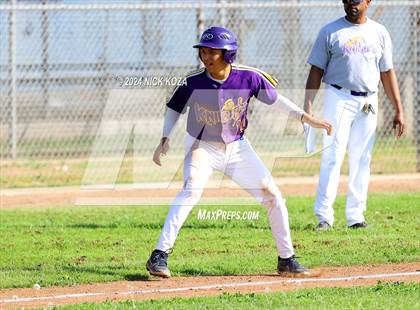 Thumbnail 1 in Dominguez vs. Lynwood photogallery.