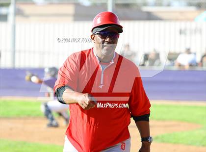 Thumbnail 2 in Dominguez vs. Lynwood photogallery.