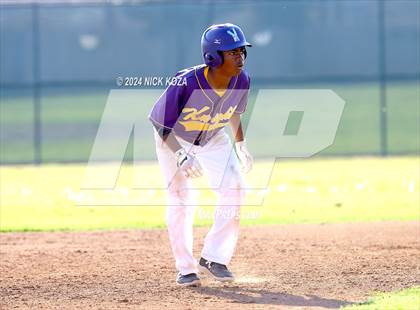 Thumbnail 1 in Dominguez vs. Lynwood photogallery.