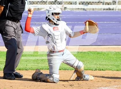 Thumbnail 2 in Dominguez vs. Lynwood photogallery.