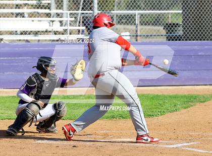 Thumbnail 3 in Dominguez vs. Lynwood photogallery.