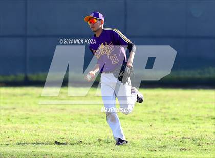 Thumbnail 3 in Dominguez vs. Lynwood photogallery.