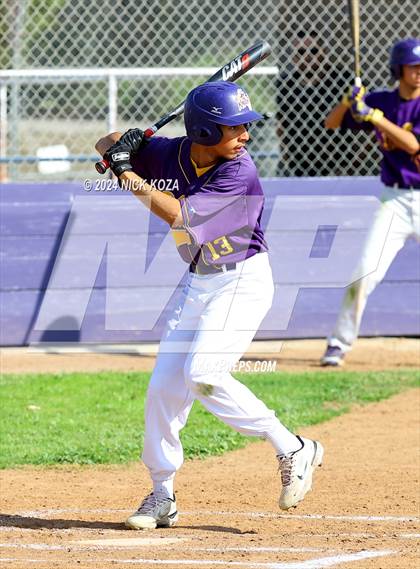 Thumbnail 3 in Dominguez vs. Lynwood photogallery.