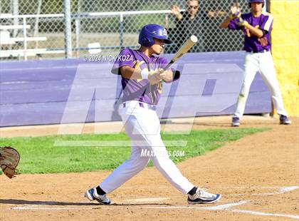 Thumbnail 2 in Dominguez vs. Lynwood photogallery.