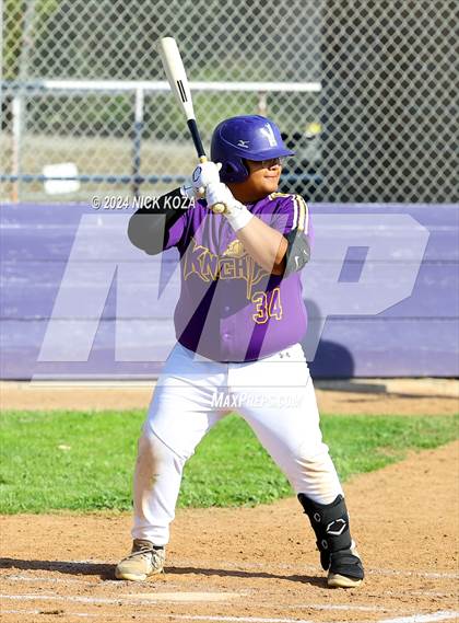Thumbnail 2 in Dominguez vs. Lynwood photogallery.