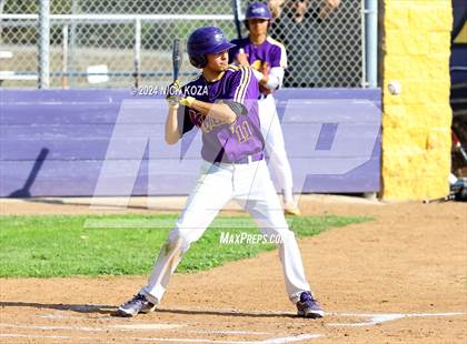 Thumbnail 3 in Dominguez vs. Lynwood photogallery.