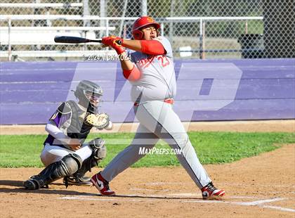 Thumbnail 2 in Dominguez vs. Lynwood photogallery.