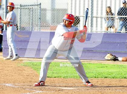 Thumbnail 3 in Dominguez vs. Lynwood photogallery.
