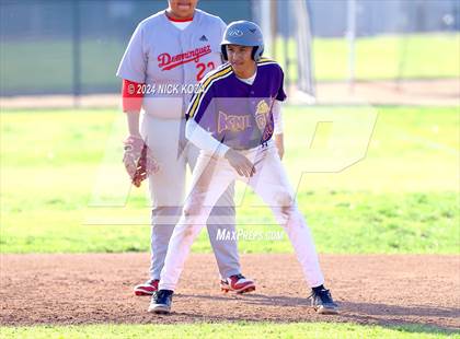 Thumbnail 3 in Dominguez vs. Lynwood photogallery.