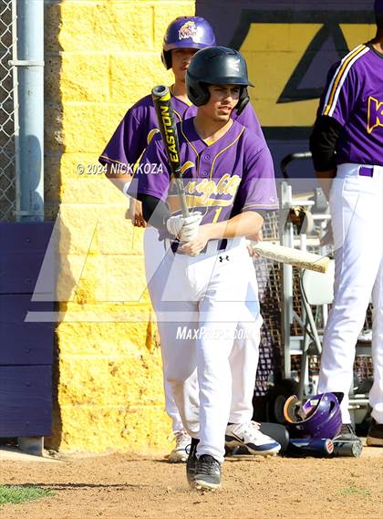 Thumbnail 2 in Dominguez vs. Lynwood photogallery.