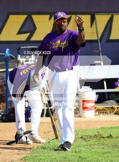 Thumbnail 1 in Dominguez vs. Lynwood photogallery.