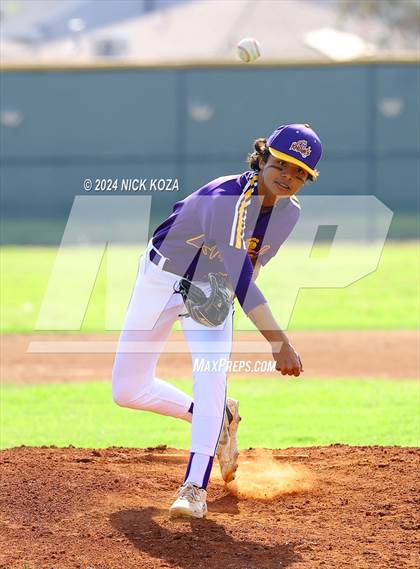 Thumbnail 1 in Dominguez vs. Lynwood photogallery.