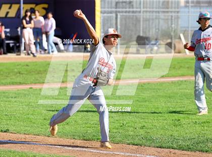 Thumbnail 2 in Dominguez vs. Lynwood photogallery.