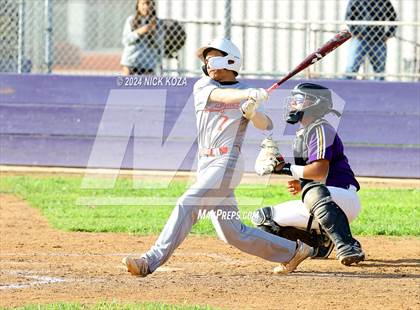 Thumbnail 1 in Dominguez vs. Lynwood photogallery.