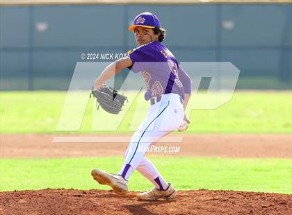 Thumbnail 3 in Dominguez vs. Lynwood photogallery.