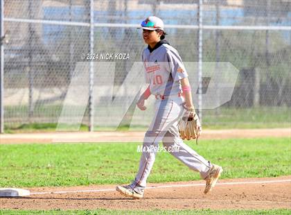 Thumbnail 3 in Dominguez vs. Lynwood photogallery.