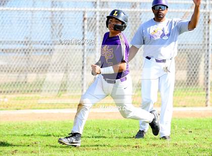 Thumbnail 1 in Dominguez vs. Lynwood photogallery.
