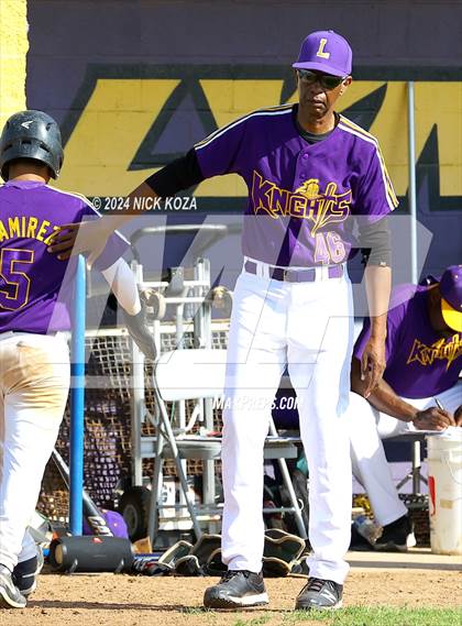 Thumbnail 1 in Dominguez vs. Lynwood photogallery.