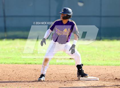 Thumbnail 2 in Dominguez vs. Lynwood photogallery.