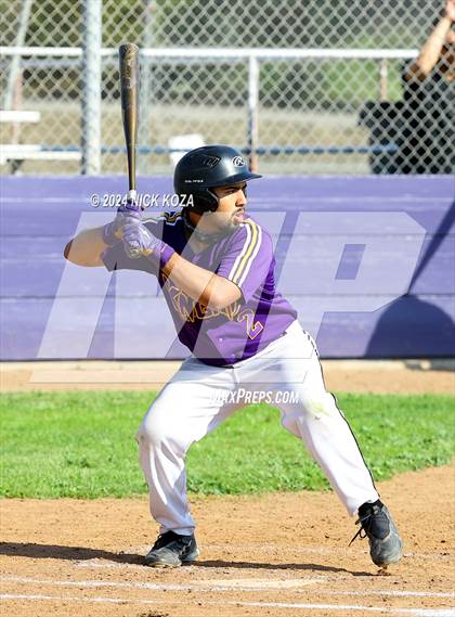 Thumbnail 1 in Dominguez vs. Lynwood photogallery.