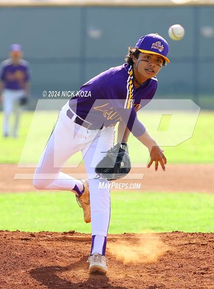 Thumbnail 2 in Dominguez vs. Lynwood photogallery.