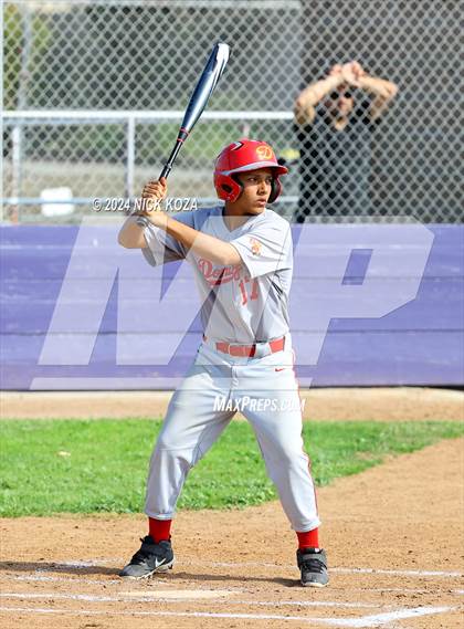 Thumbnail 2 in Dominguez vs. Lynwood photogallery.