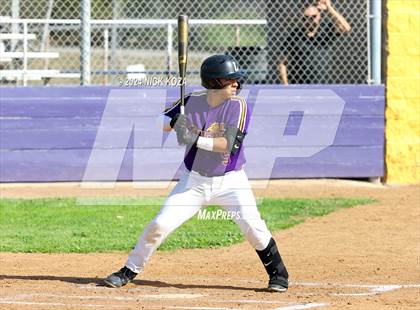Thumbnail 2 in Dominguez vs. Lynwood photogallery.