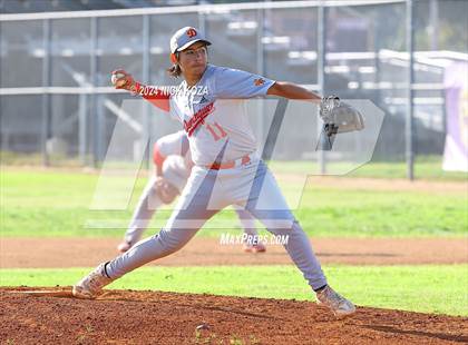 Thumbnail 2 in Dominguez vs. Lynwood photogallery.