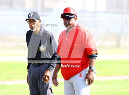 Thumbnail 1 in Dominguez vs. Lynwood photogallery.