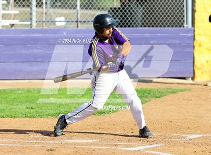 Thumbnail 3 in Dominguez vs. Lynwood photogallery.