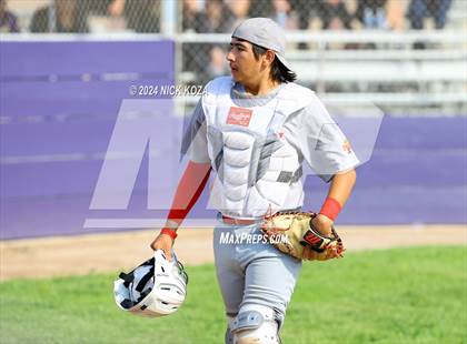 Thumbnail 2 in Dominguez vs. Lynwood photogallery.