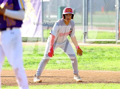 Thumbnail 3 in Dominguez vs. Lynwood photogallery.
