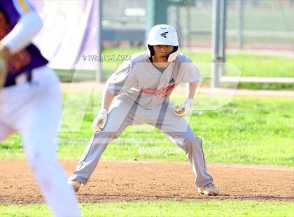 Thumbnail 3 in Dominguez vs. Lynwood photogallery.