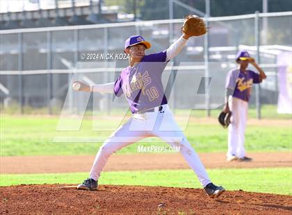 Thumbnail 3 in Dominguez vs. Lynwood photogallery.