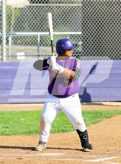 Thumbnail 2 in Dominguez vs. Lynwood photogallery.