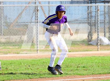 Thumbnail 1 in Dominguez vs. Lynwood photogallery.