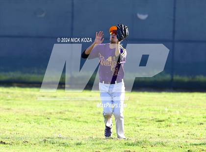 Thumbnail 1 in Dominguez vs. Lynwood photogallery.