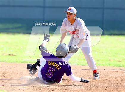 Thumbnail 3 in Dominguez vs. Lynwood photogallery.