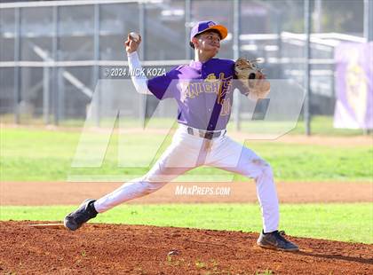 Thumbnail 2 in Dominguez vs. Lynwood photogallery.
