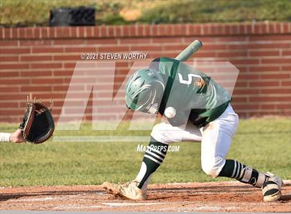 Thumbnail 2 in Greenfield @ Grace Christian (NCISAA 1A Semifinal) photogallery.