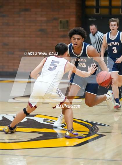 Thumbnail 2 in Perry @ Desert Ridge (Welcome to the Jungle Holiday Tournament) photogallery.