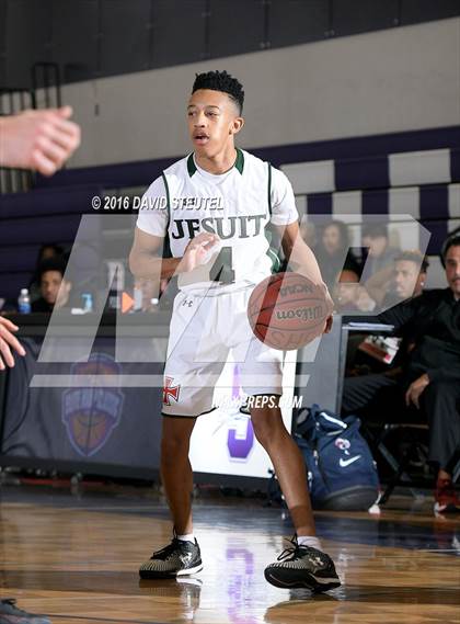 Thumbnail 3 in McClatchy vs. Strake Jesuit (St. Hope Elite Classic) photogallery.