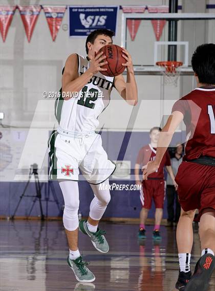 Thumbnail 3 in McClatchy vs. Strake Jesuit (St. Hope Elite Classic) photogallery.