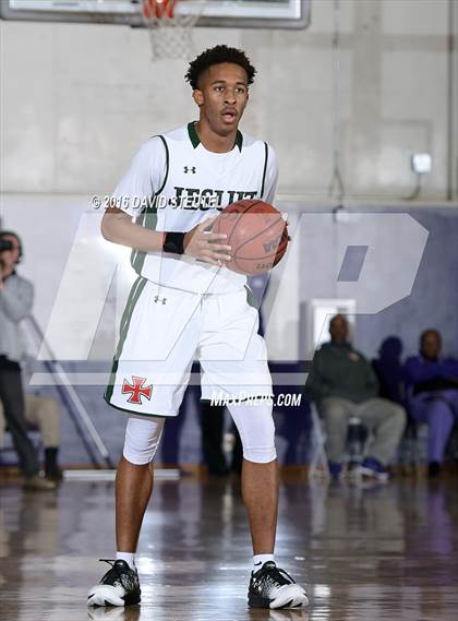 Thumbnail 1 in McClatchy vs. Strake Jesuit (St. Hope Elite Classic) photogallery.