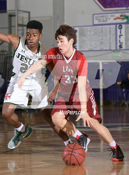 Thumbnail 1 in McClatchy vs. Strake Jesuit (St. Hope Elite Classic) photogallery.