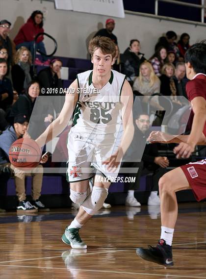 Thumbnail 2 in McClatchy vs. Strake Jesuit (St. Hope Elite Classic) photogallery.