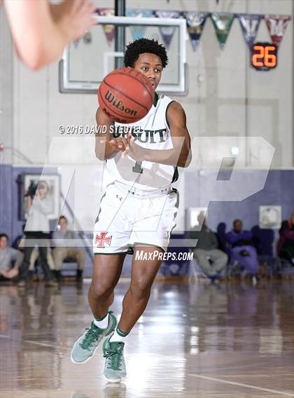 Thumbnail 3 in McClatchy vs. Strake Jesuit (St. Hope Elite Classic) photogallery.