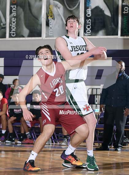 Thumbnail 2 in McClatchy vs. Strake Jesuit (St. Hope Elite Classic) photogallery.